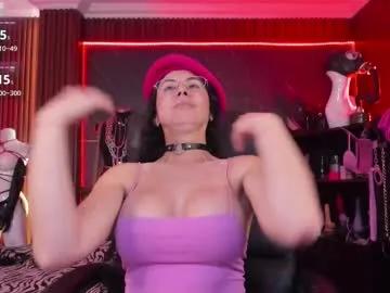 xiaqueen from Chaturbate