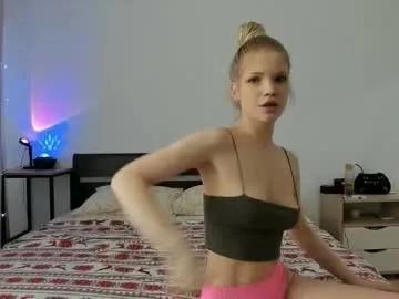 xloe_queen from Chaturbate