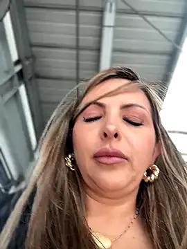 _Abril-Office1 from StripChat