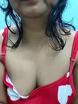 _MilkyBar from StripChat