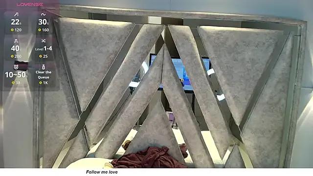 Alice_26_ from StripChat