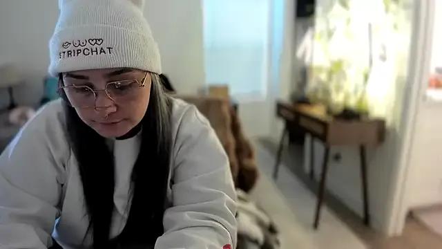 Alix_Valentine from StripChat