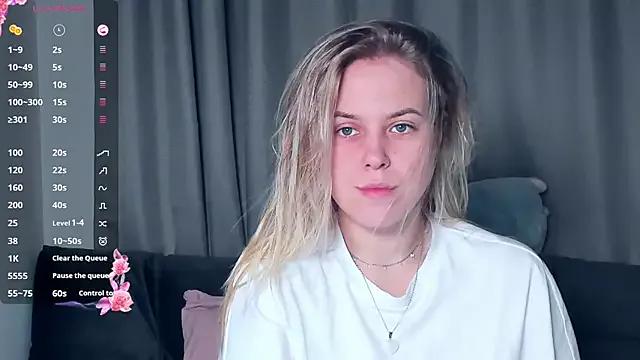 AngelAnty from StripChat