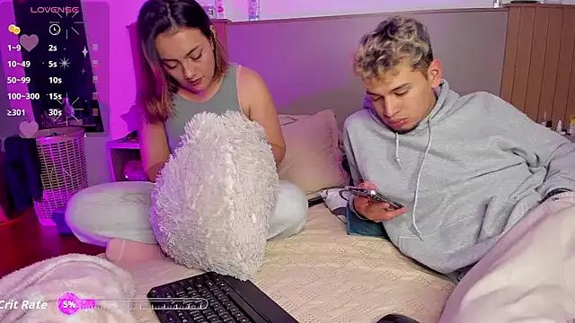 April_Nick299 from StripChat