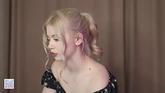 AshleyNikoo from StripChat