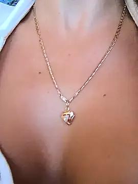 Bella-Grace from StripChat