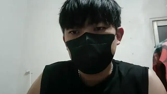 bigbb101011 from StripChat