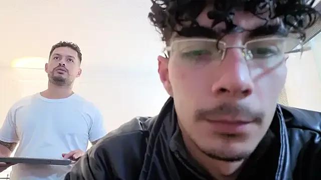 boysonfiree from StripChat