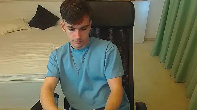 BradyFlint from StripChat