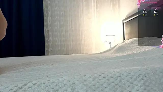 Brilliant-Kiss from StripChat