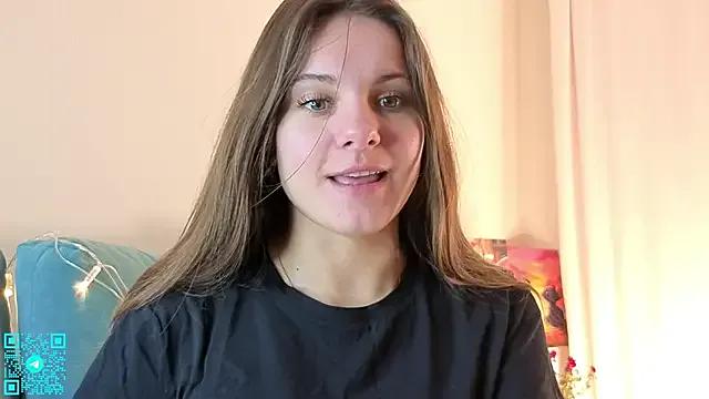 chloemilka from StripChat