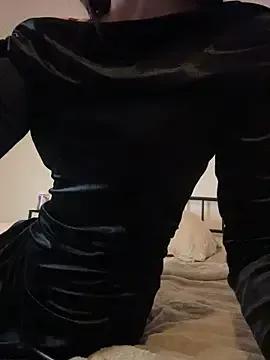 coeurdenuit from StripChat