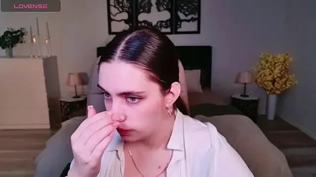 The phenomenal DaniellaLovely - steaming hot free adult cam performer ready to cum DaniellaLovely from StripChat