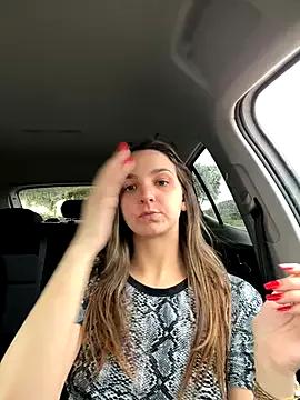 DoriDeluxe66 from StripChat