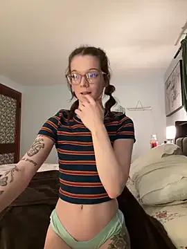 dreamteemergirl from StripChat