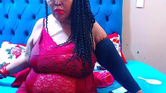 ebonycandy10 from StripChat