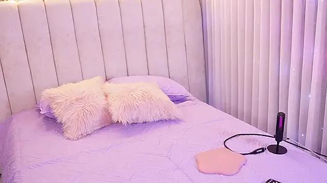 emyli_sw_ from StripChat