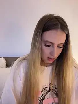 Eva_Ryen from StripChat