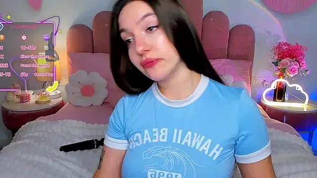 GiaCale from StripChat