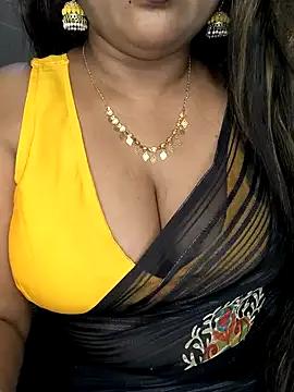 honey-sexy from StripChat