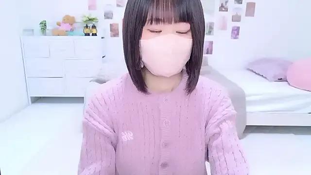 Im_Yu-na from StripChat