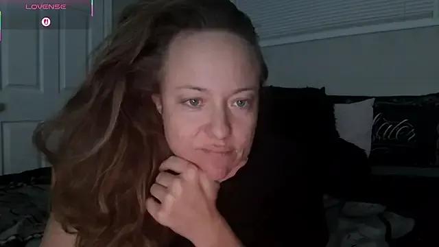 julimonroe from StripChat