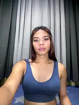 Unleash your craziest whims with StripChat's attractive Kierra_fox kierra_fox from StripChat