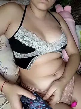 kisette from StripChat