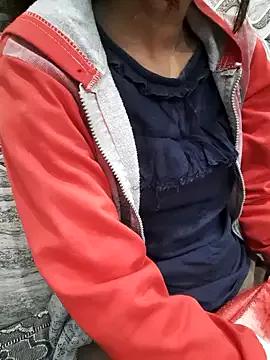 Lavi-rani from StripChat