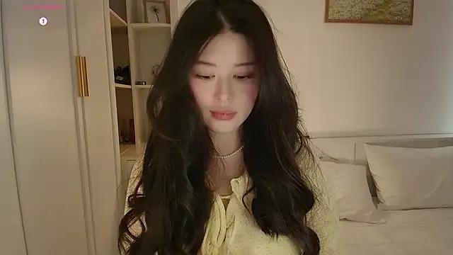 linbaelin from StripChat