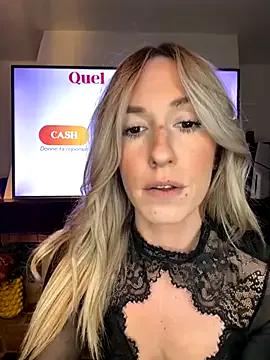 lola_tentatiion from StripChat