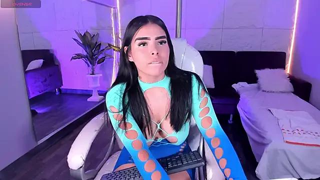 Bicurious hotness: LovelyEyesx gets bare naked while massaging her fanny on video LovelyEyesx from StripChat