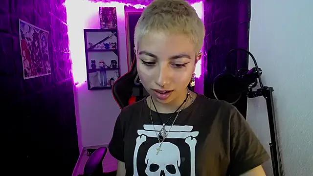 Curiosity whims with sites Lunarichy22's live cam for a nasty live event lunarichy22 from StripChat