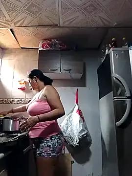 lupita_2023 from StripChat