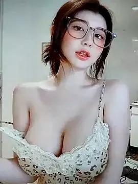 Lusi_show from StripChat
