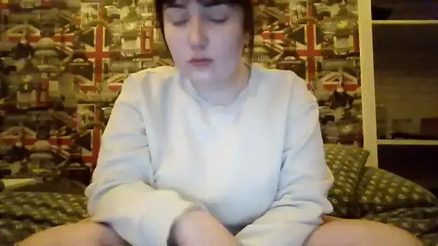 Streaming wishes and slutty joy with StripChat's talented Lynylou Lynylou from StripChat