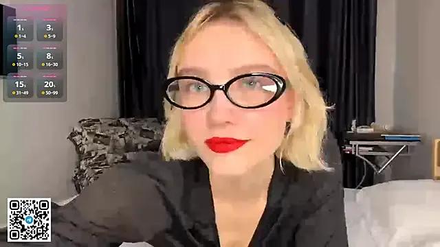 MelodyImam from StripChat