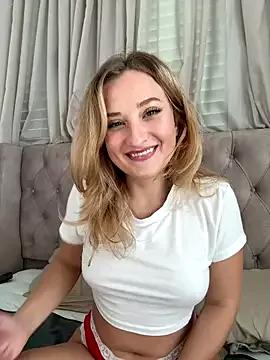 MileySummer from StripChat