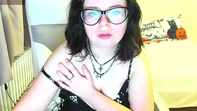 MilisaSweet777 from StripChat