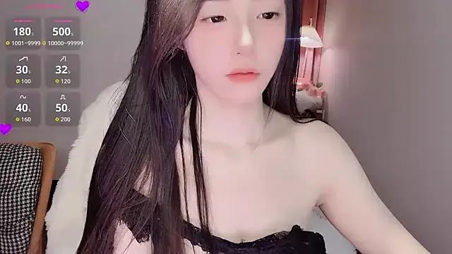 Mimi_666 from StripChat