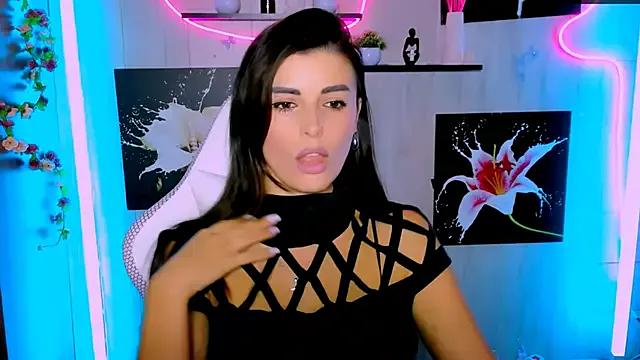 NestiSharm from StripChat