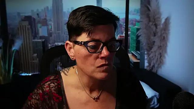 ninarandmann from StripChat