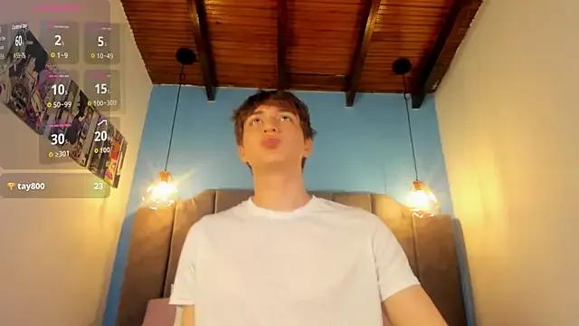 Oscar_fox_ from StripChat