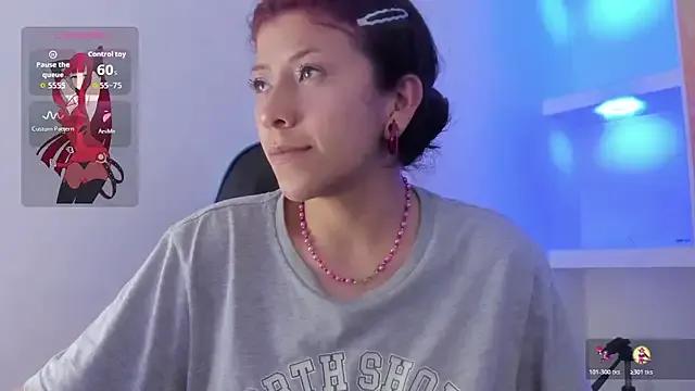 Hypnotic Raven_Rouge_ gets naked and squirt while being spied on Raven_Rouge_ from StripChat