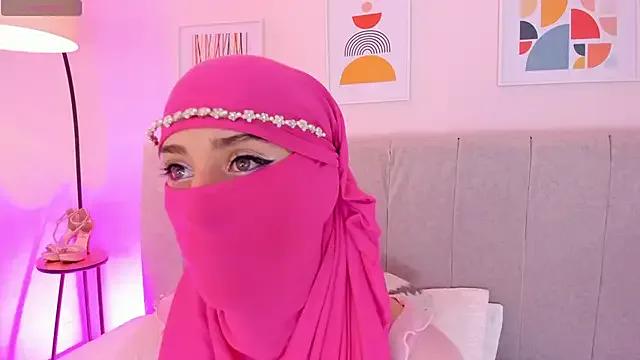 rawiya from StripChat