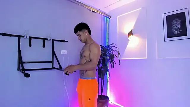 Rob_saenz_ from StripChat