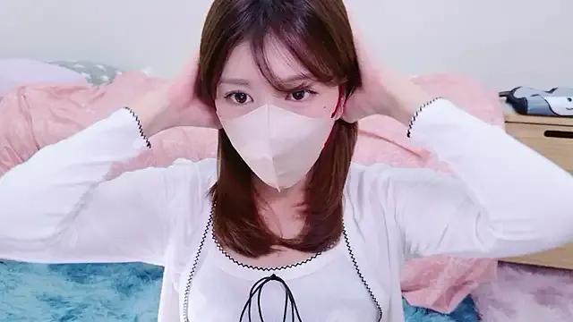 Runarunapi from StripChat