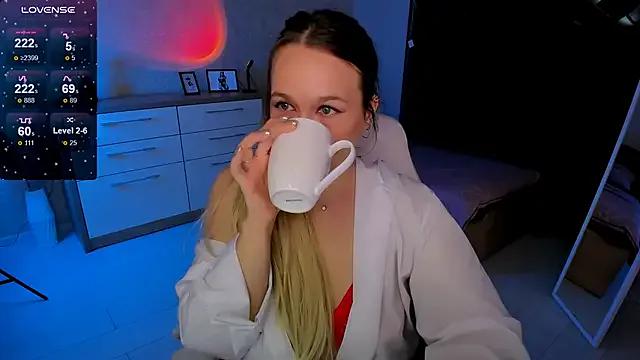 SherillBrill from StripChat