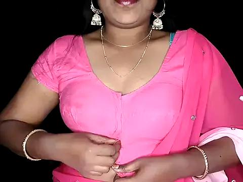 shila20 from StripChat