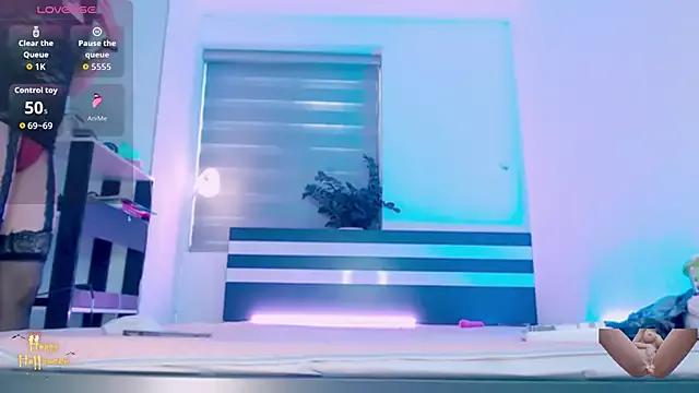 Shyn__ from StripChat